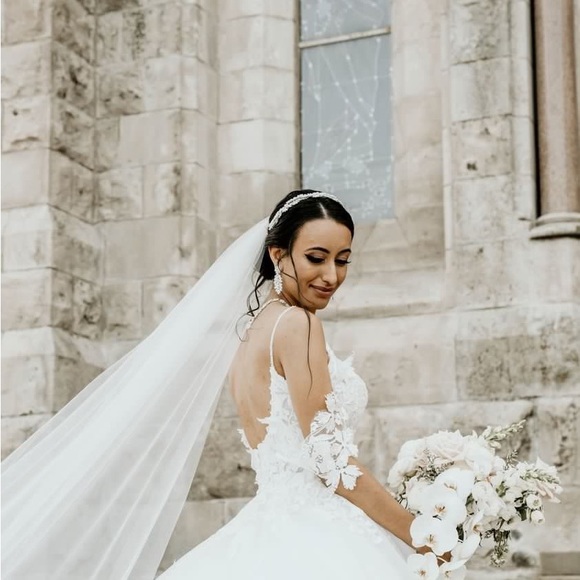 Essence of Australia D3100 wedding dress - Picture 5 of 5